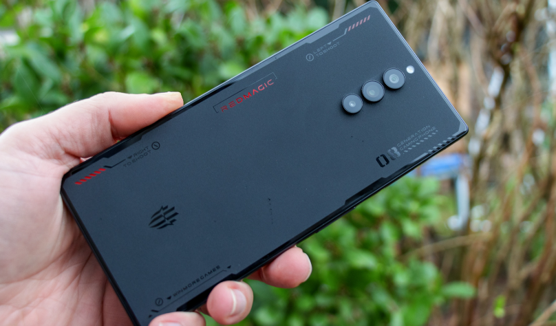 ZTE nubia Red Magic 8S Pro (512GB RAM) এর দাম কত